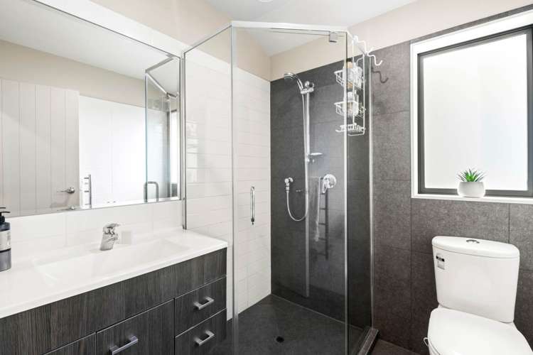 8 Hatfield Place Albany Heights_23