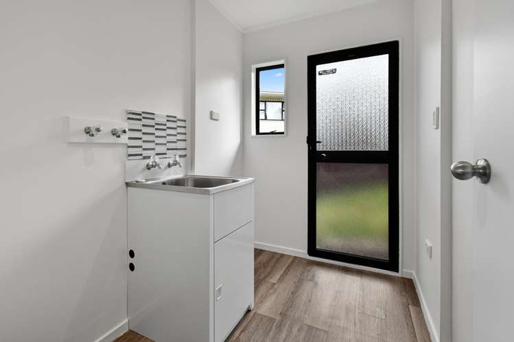 12 Flamingo Court Goodwood Heights_21