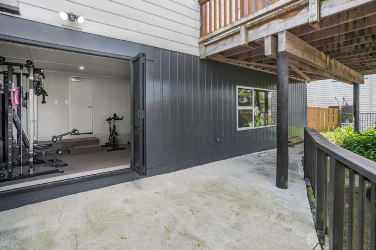 7 Gainsborough Grove Belmont_22