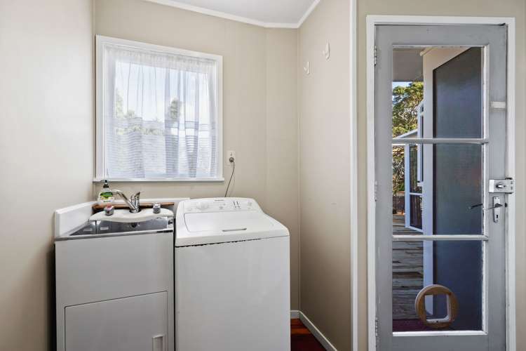 10 Edge Street Onerahi_16