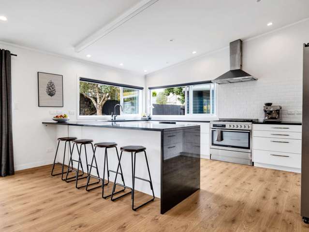 1 Melia Place Stanmore Bay_3