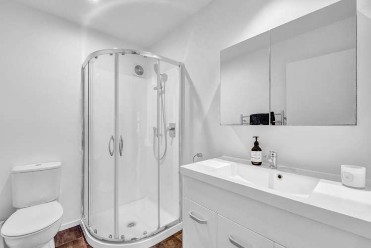 2/18 Lush Avenue Saint Johns_16