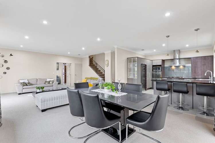 27 Amaretto Avenue Flat Bush_19