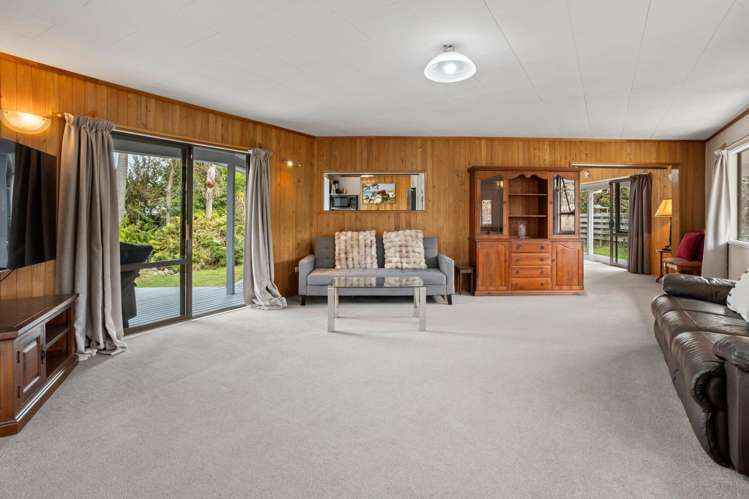 8 Parkland Place Whitianga_10