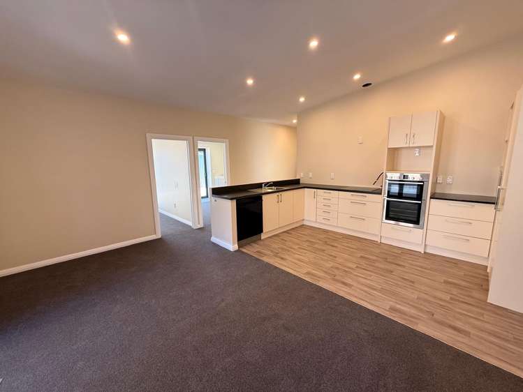 1 and 3 Happy Valley Road Owhiro Bay_6