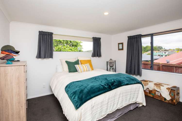 52 Temple Crescent Gleniti_13