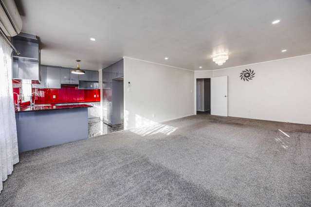 39A Robert Skelton Place Clendon Park_4