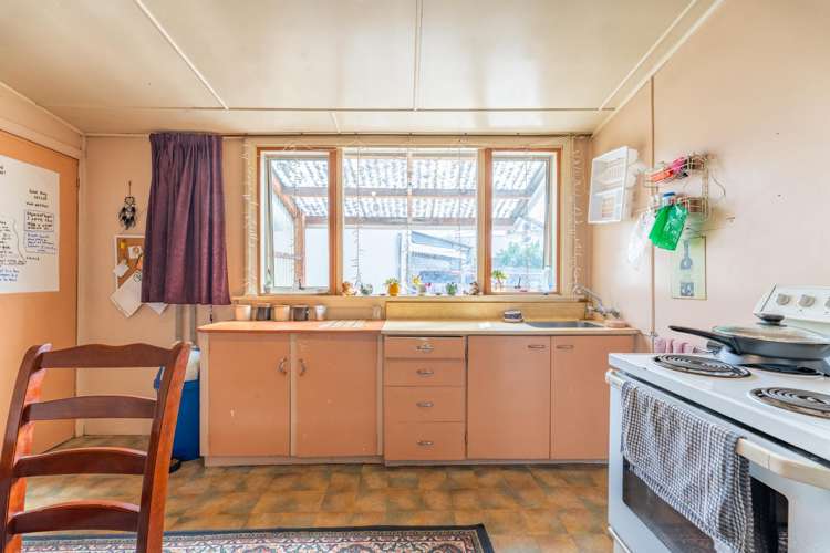 12-12A Campbell Street Maori Hill_11