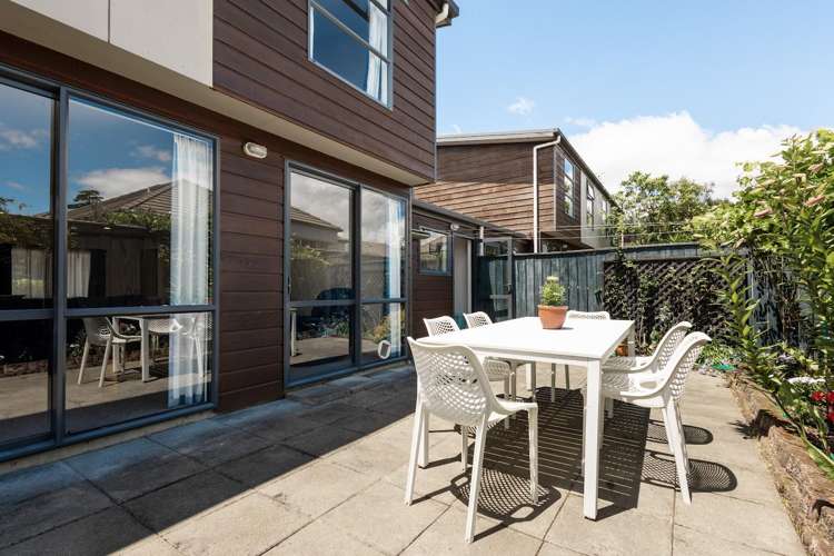 12 Rochdale Way Stoke_7