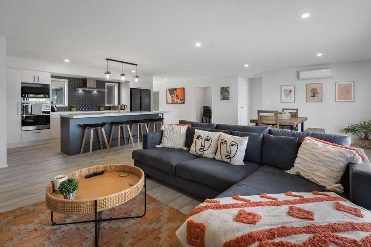 12 Anatere Rise Athenree_13