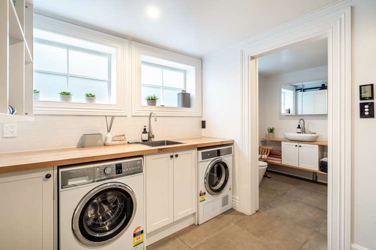 6 Shoal Bay Road Devonport_23