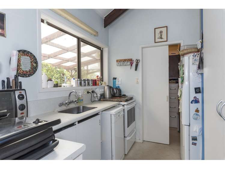 2/86 Roberts Road Te Atatu South_10