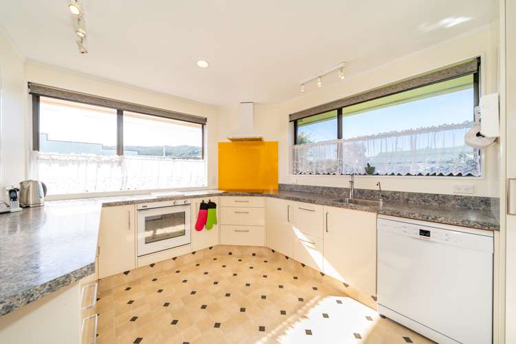 64 Golders Road Elderslea_2