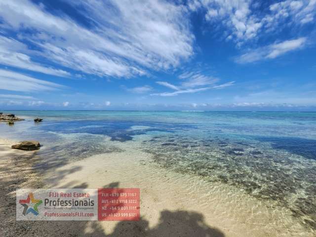 FREEHOLD WHITE SANDY BEACH OCEANFRONT LAND BLOCKS in FIJI– Buy 1, 2 or 3!