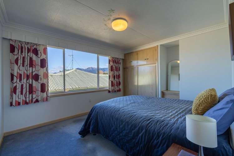 4 Worsley Street Te Anau_11