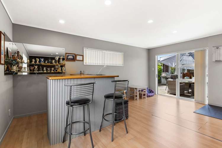 17 Evanda Crescent Conifer Grove_12