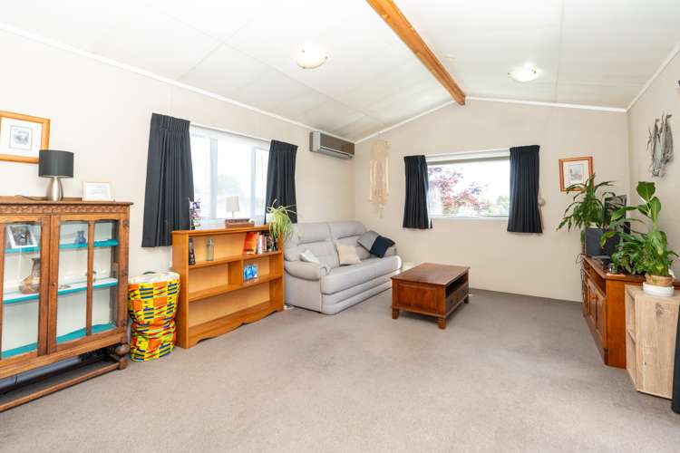 36 Challinor Street Pukete_48