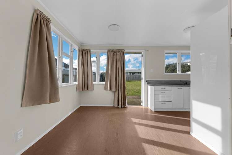 43 Hamill Road Otara_10