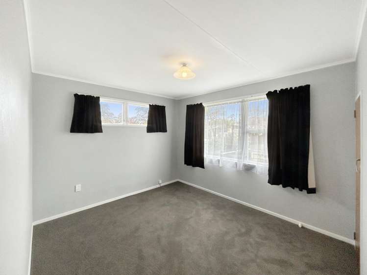 31 Abraham Crescent 10929_7
