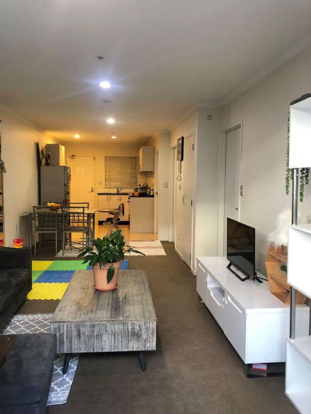 D418/176 Broadway Newmarket_1