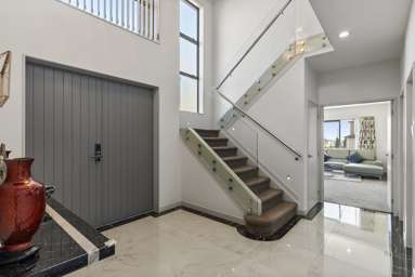 8 Moville Drive_3