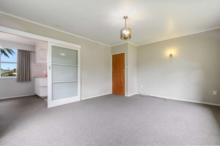 3 Woods Avenue Matua_3