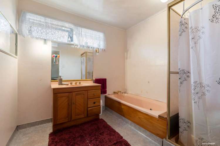 207a Hillsborough Road Hillsborough_12