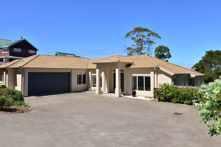 1141a Whangaparaoa Road Tindalls Beach_0