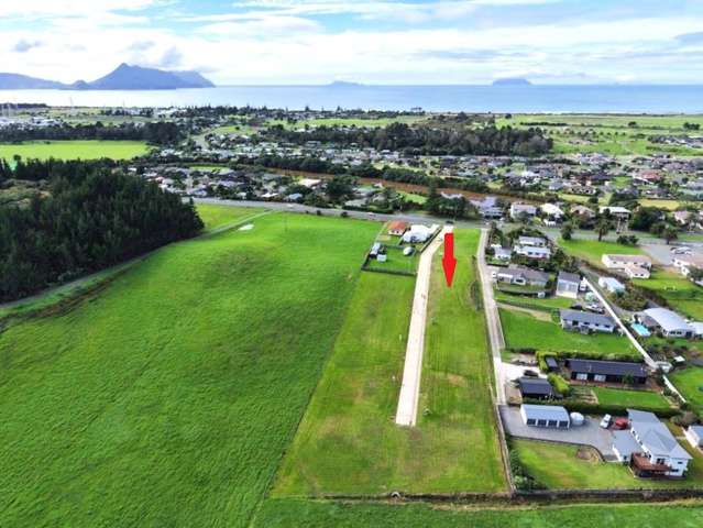 Sections Ruakaka  - Catch the coastal lifestyle