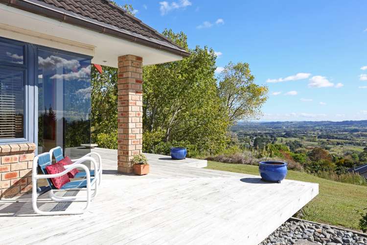 96 Awanui Rise Papakura_14