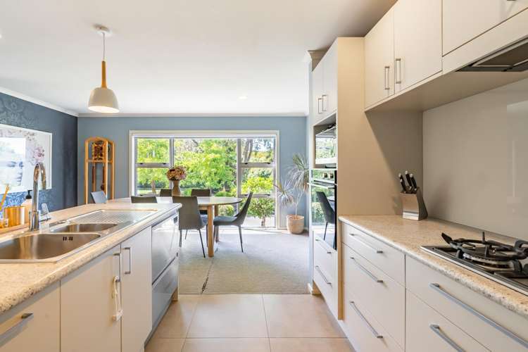 121 Hill Road Belmont_10