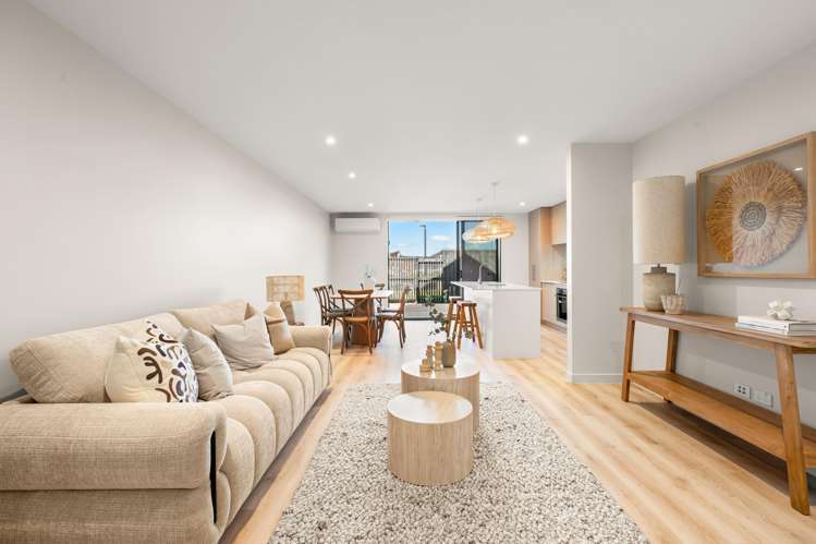 2/1 Adzebill Court Rototuna North_4