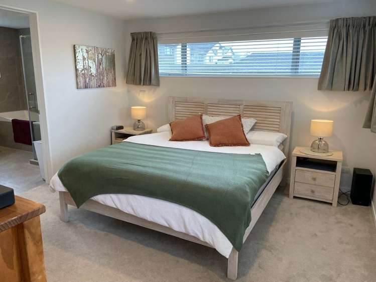 20 Windlass Street Long Bay_13