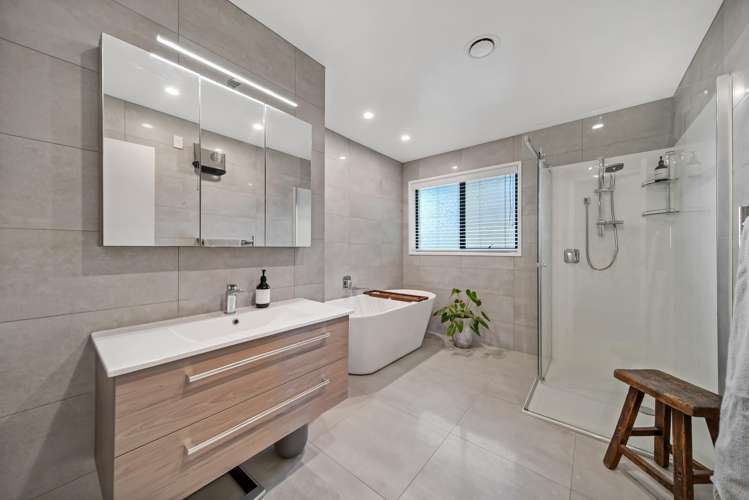 22C Yellowstone Crescent Burwood_24