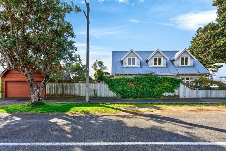 44 Oroua Street Eastbourne_37