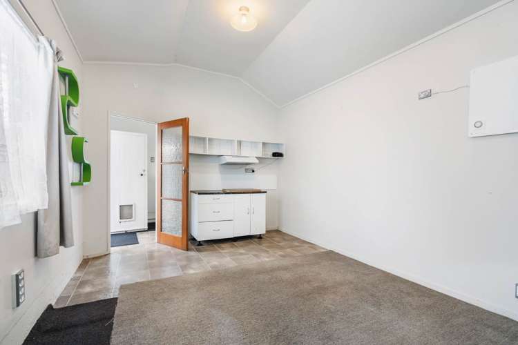 1a Lovatt Crescent Kensington_9