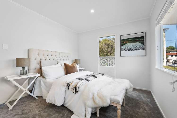 292 Beach Road Campbells Bay_11