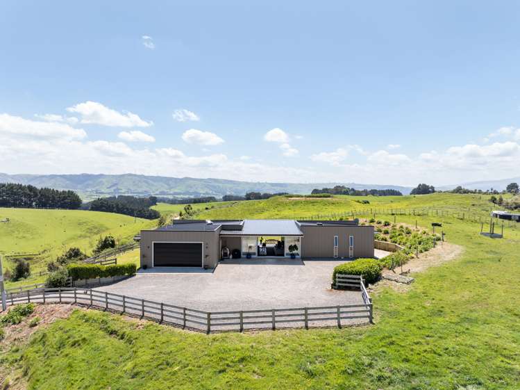 613 Ridge Road North Pahiatua_3