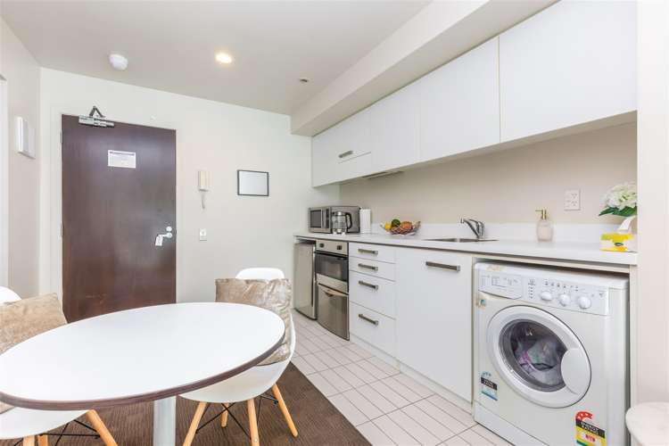 402/7 Eden Crescent Auckland Central_4