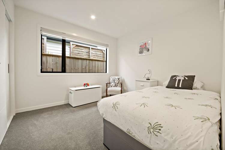 11 Waipana Street Hobsonville_13