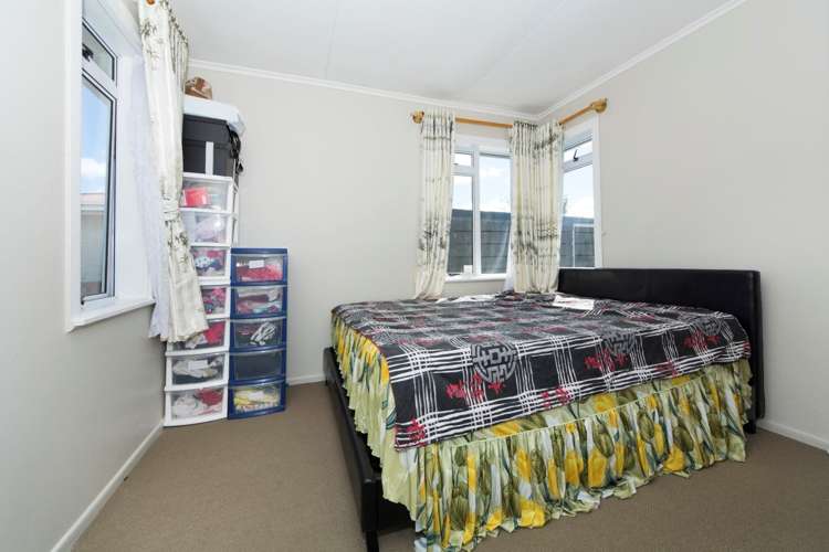 100 Gloucester Road Manurewa_14