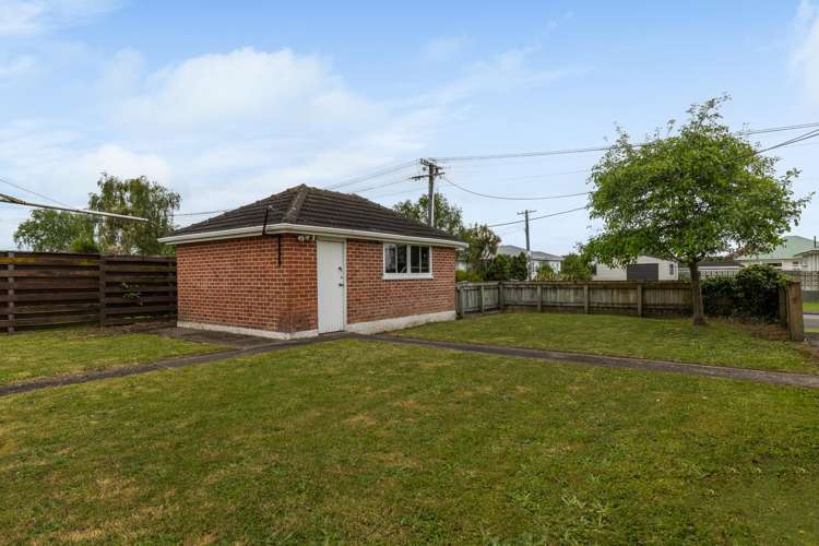 198 Bath Street Levin_26