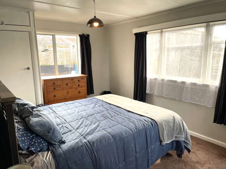 1 Allan Street Clinton and Surrounds_9