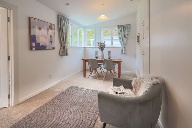 35 Crown Street North East Valley_12