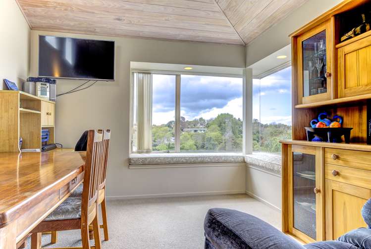 21 Sycamore Place Pukete_11