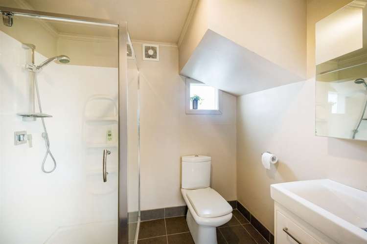 669 Beach Road Rothesay Bay_14