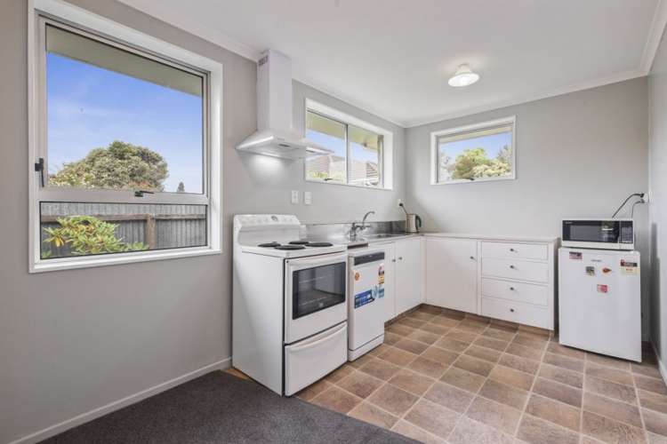 1/10 Nyoli Street Northcote_8