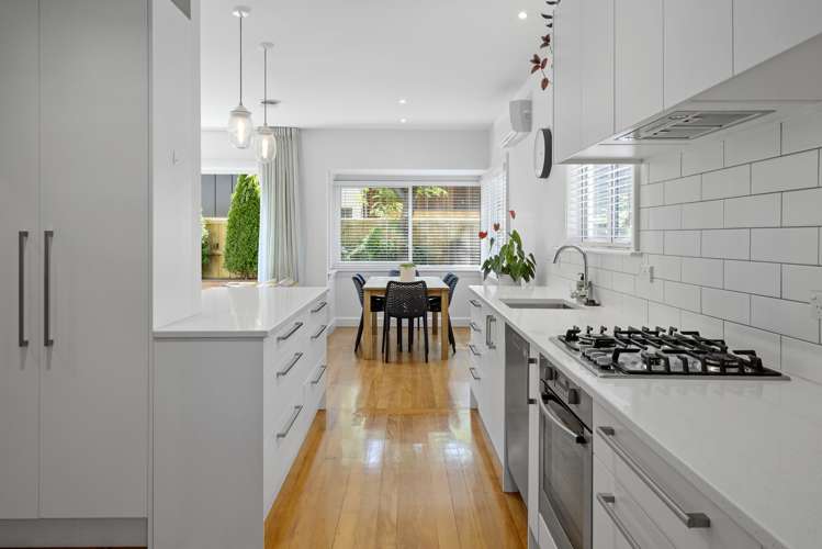 36 Roosevelt Avenue Saint Albans_6