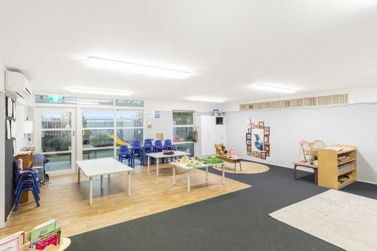 8 Robert Street Lincoln_11
