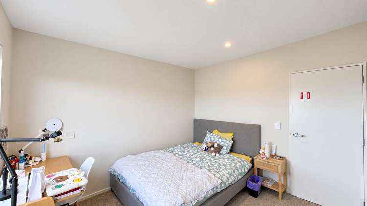 2 Aquamarine Road Rosehill_21